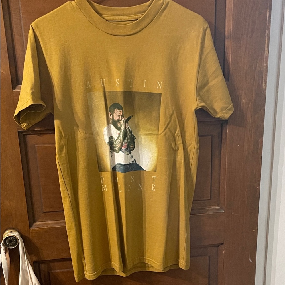 POST MALONE 2025 Tour Tshirt. Size Small